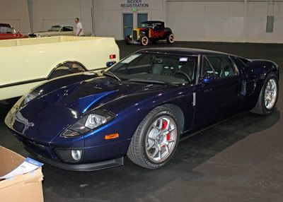 RMAuctionMay2011-2005FordGT-SOLD176000.jpg