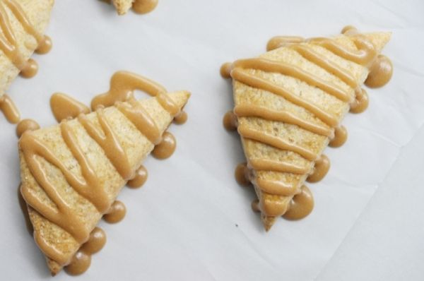brown sugar scones via Sugar + Butter!