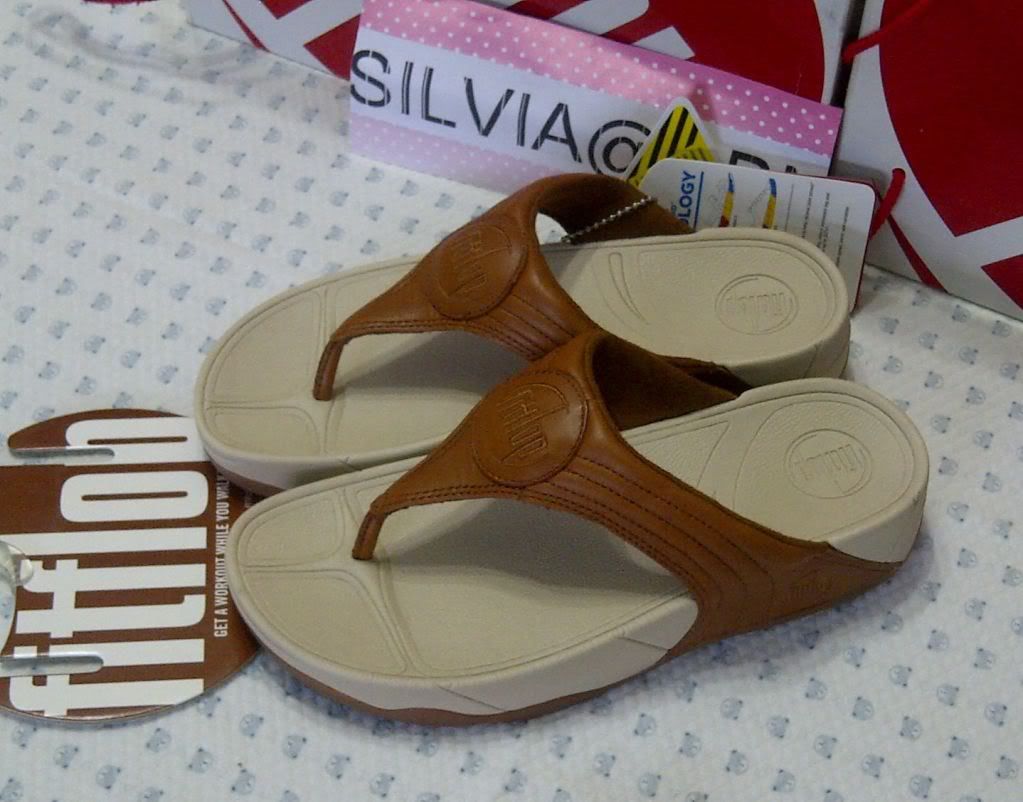 fitflop sandals 1980