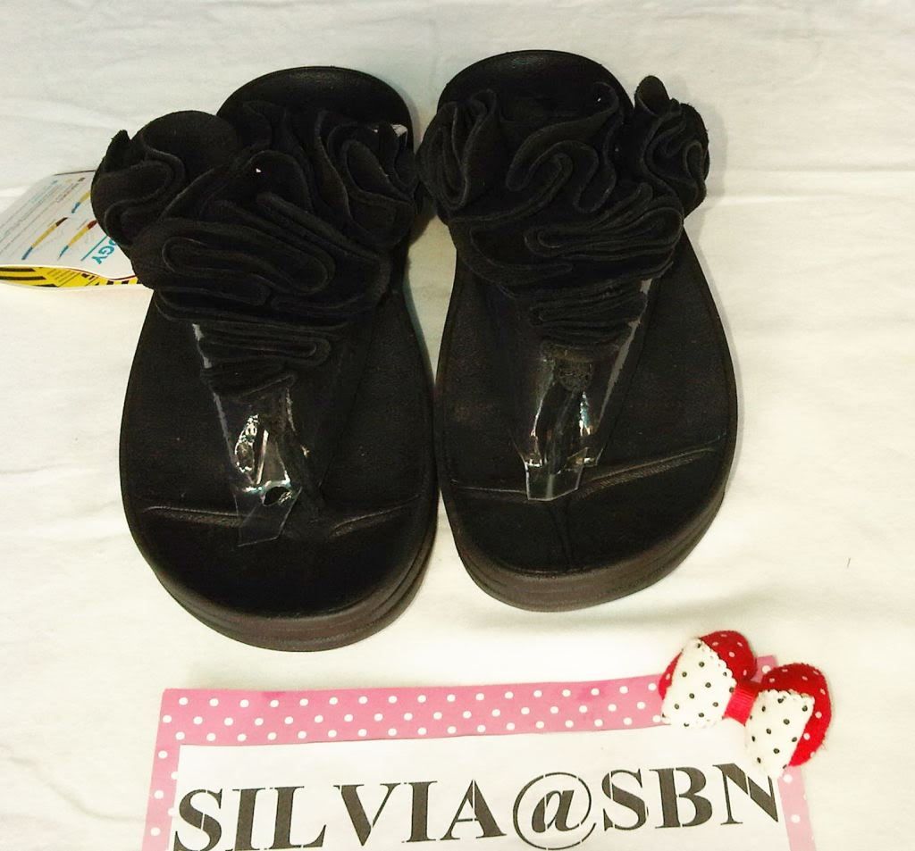 fitflop frou black