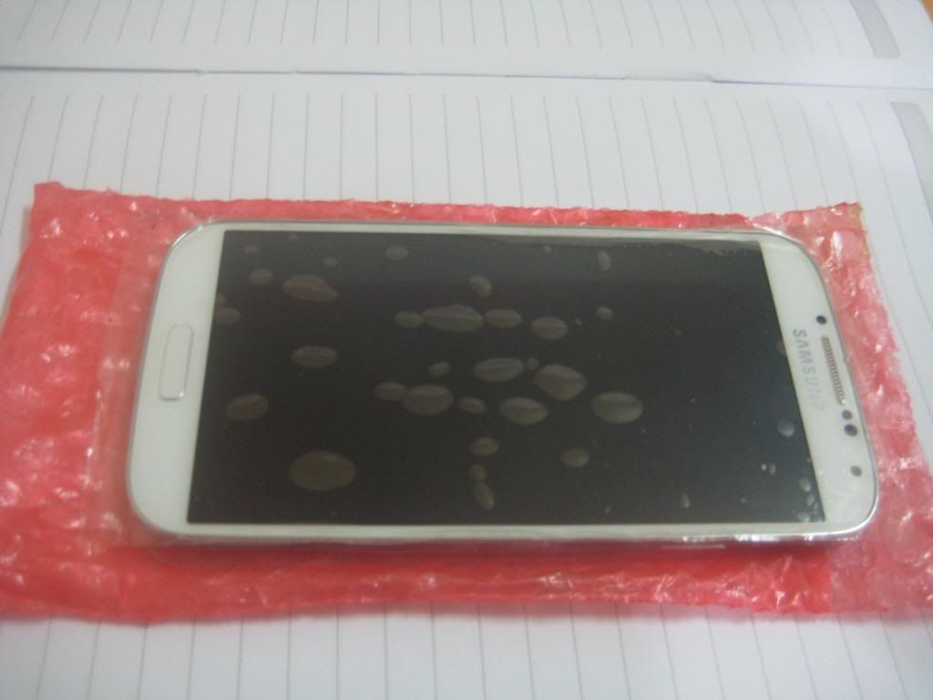 Galaxy S4 xách tay Hàn Quốc 100% --> bán gấp