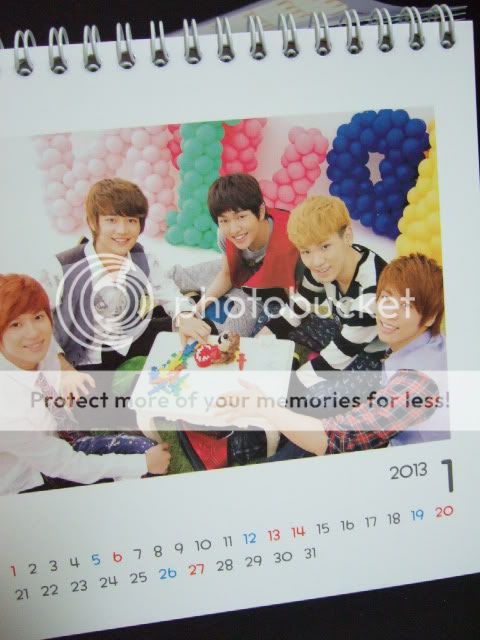 SHINEE desk calendar 2012